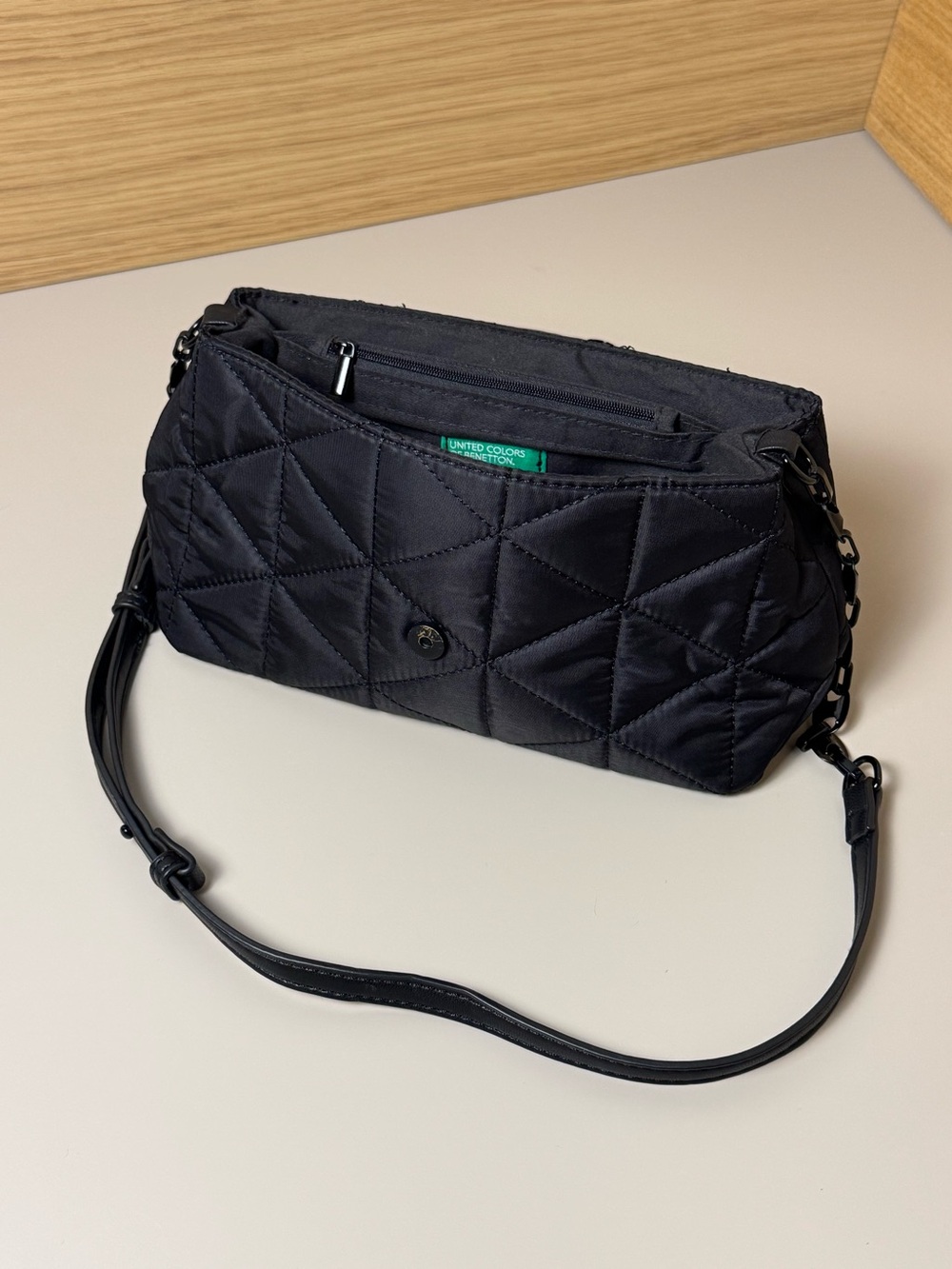 Benetton black quilted nylon purse handbag clutch 10”
